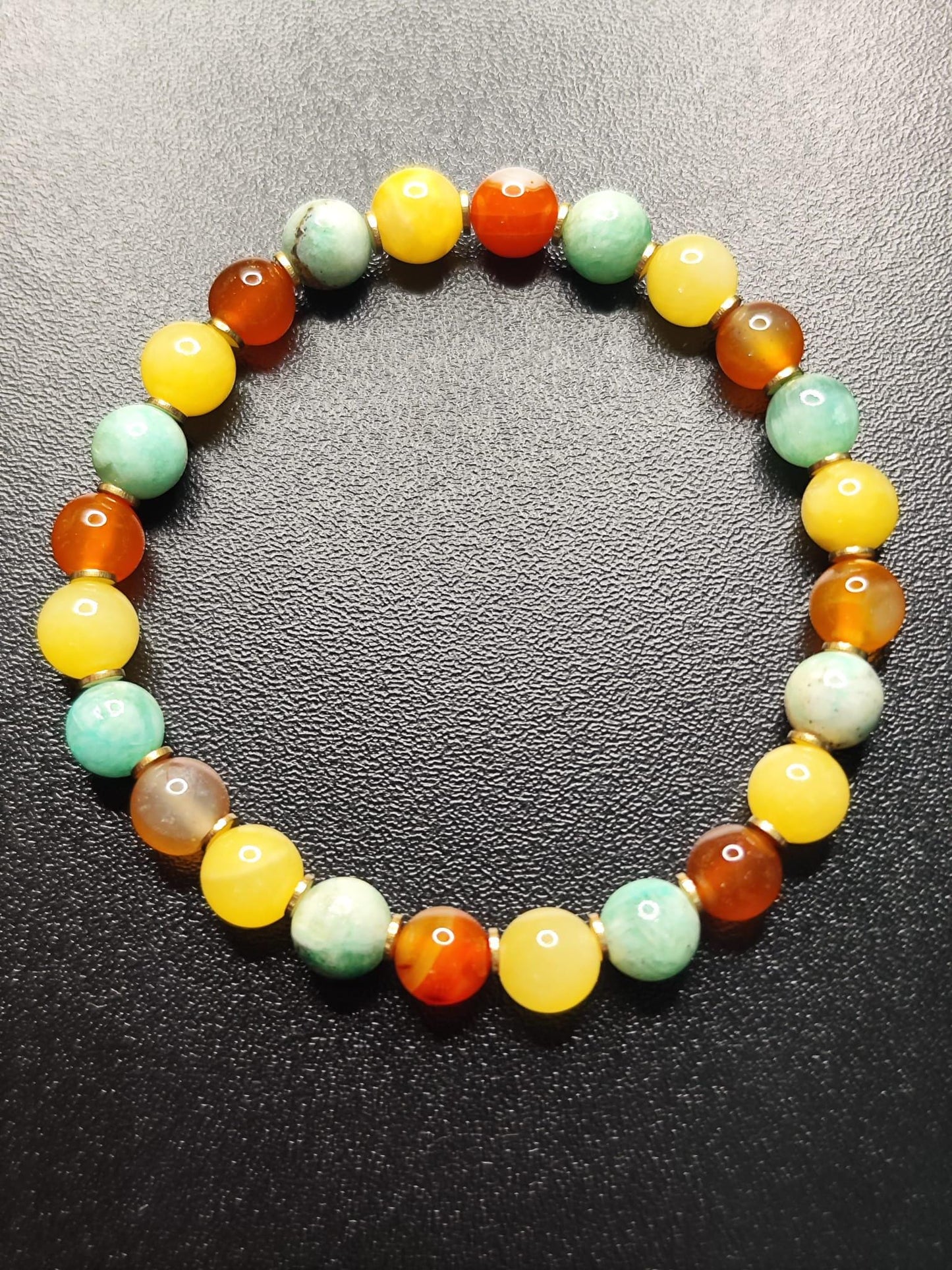 Handgemachtes Edelstein-Armband mit Phoenixstein, Streifen-Achat & Jade | 18k vergoldete Details | Boho Schmuck Damen