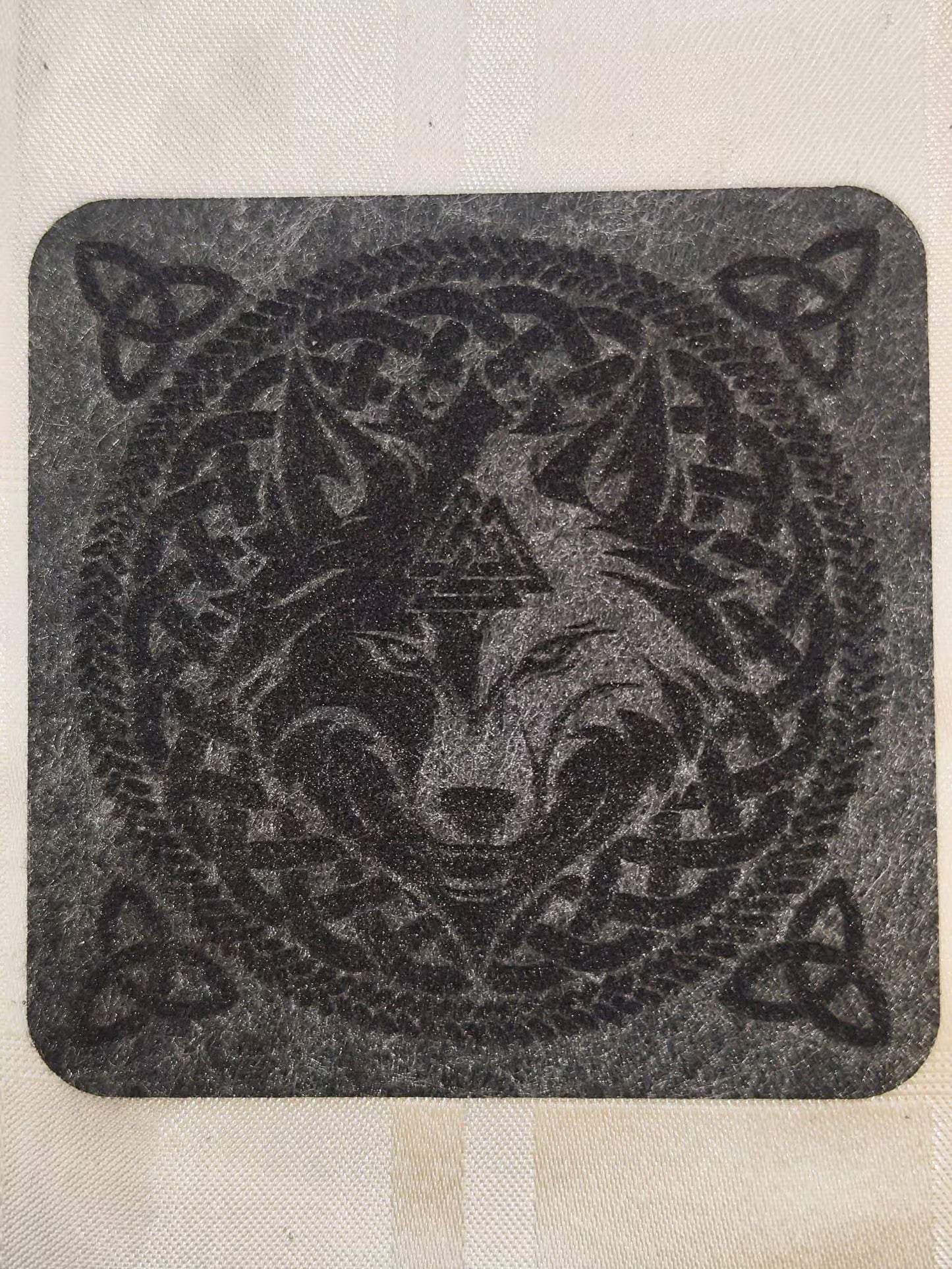 2er Wikinger Untersetzer-Set Filz, eckig und rund nordische Symbole