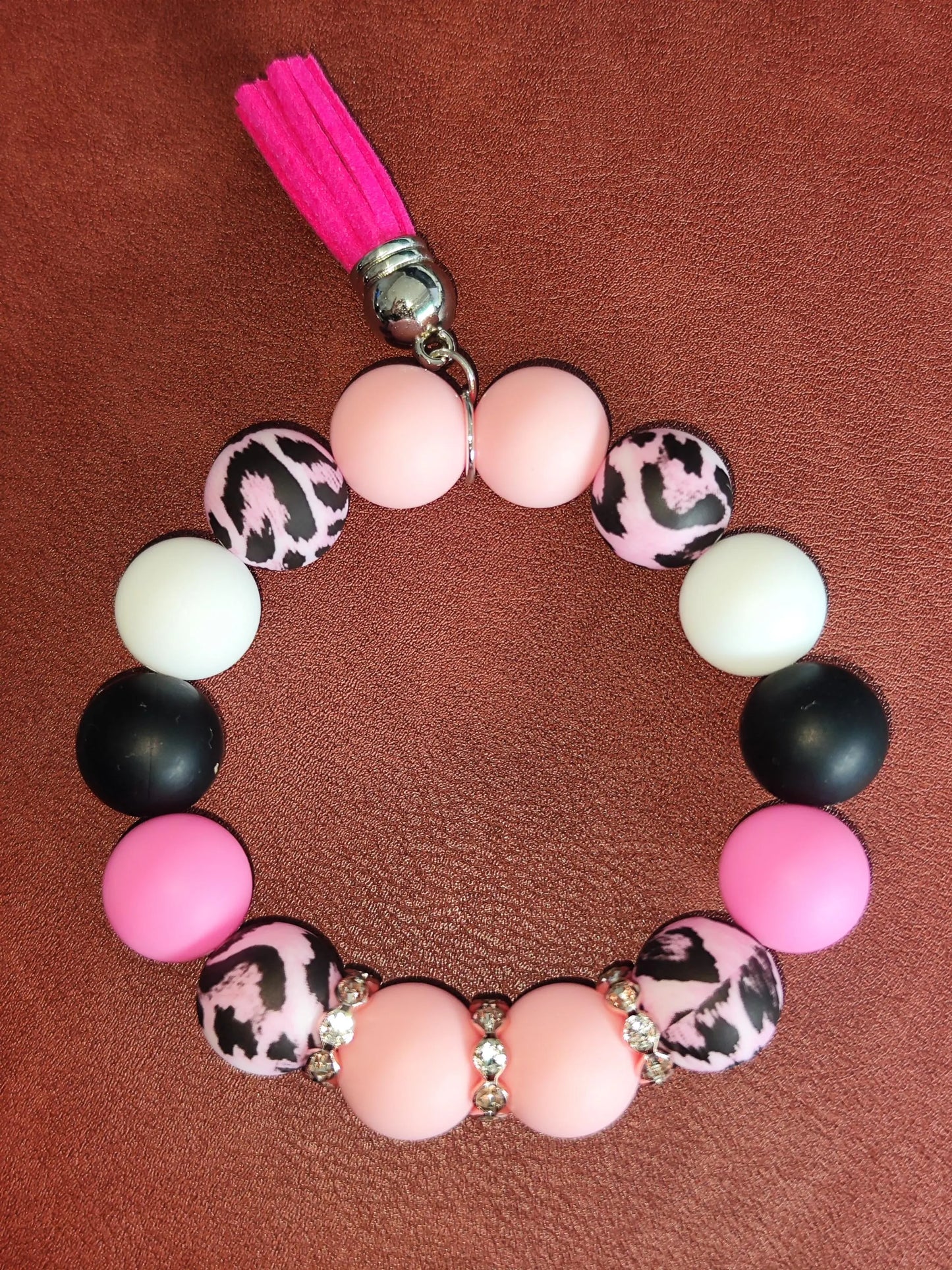 Handgemachtes Silikon Armband Damen – 16 cm Stretcharmband mit 12mm Perlen in Pink, Schwarz & Weiß, Leopardenmuster, Geschenkidee