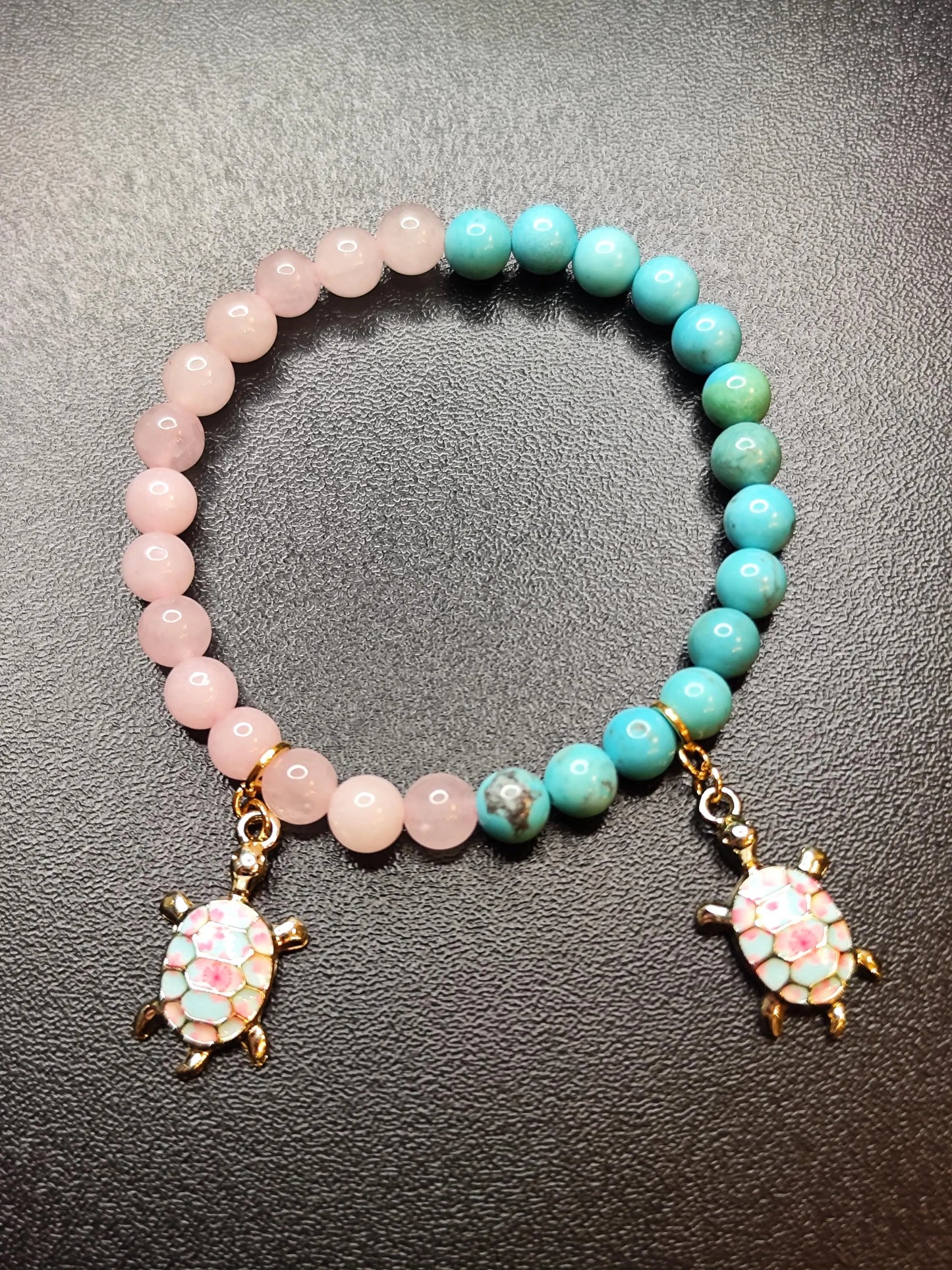 Rosenquarz & Türkis Armband mit Schildkröten Charm | Naturstein Schmuck | 6mm Edelsteinperlen