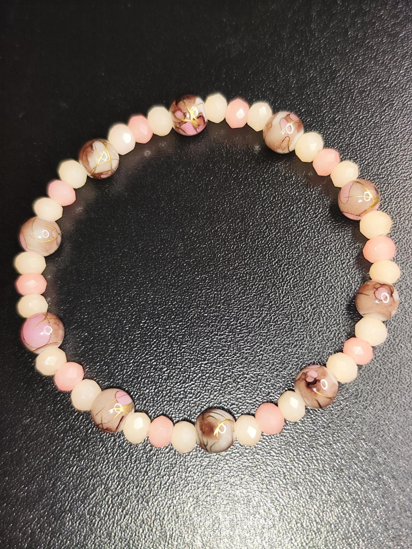 3er Set Glasperlenarmbänder – Rosa/Braun Pastell – Handgemacht – Elastisch – 16 cm – Elegante Perlenarmbänder – Geschenk für Frauen