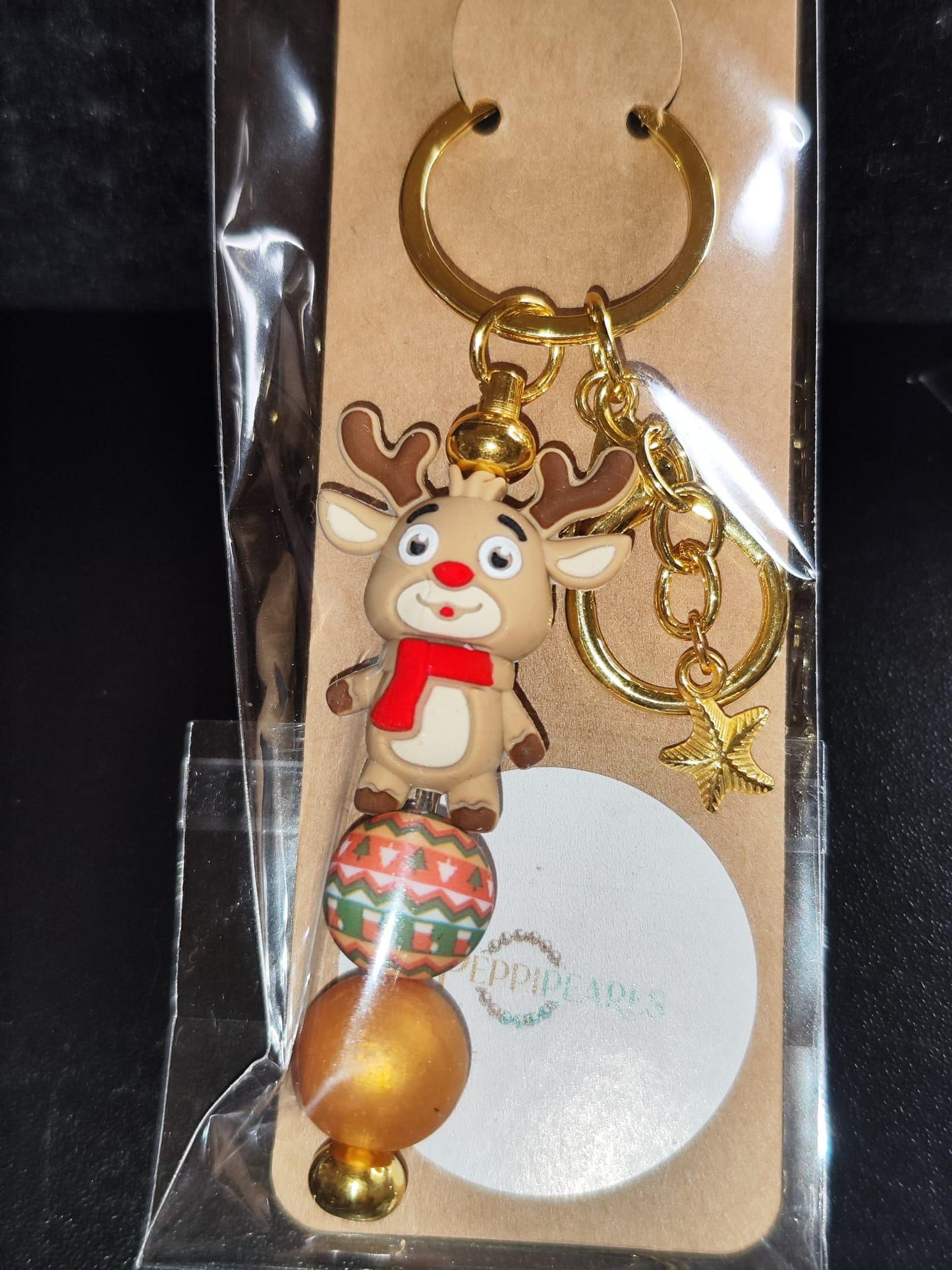 verschiedene Weihnachtliche Schlüsselanhänger – Rentier, Lebkuchen, Grinch – Handgemacht