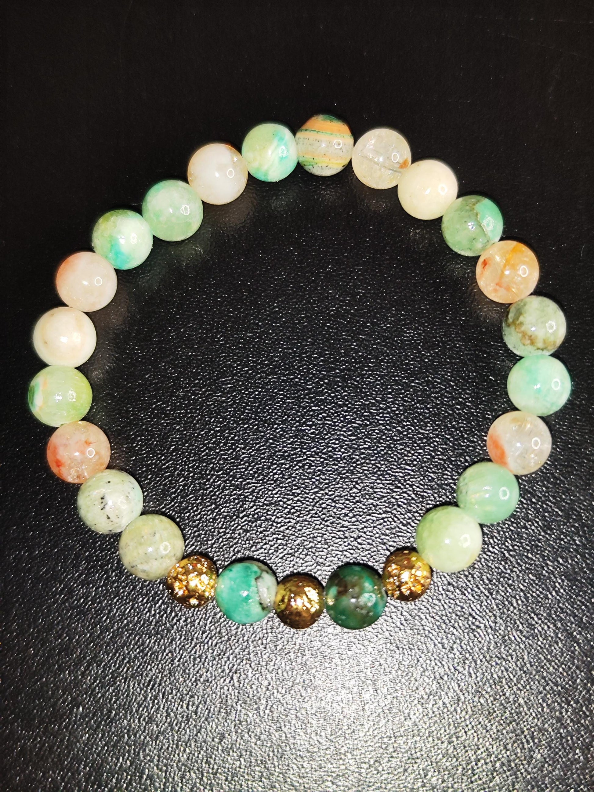 Chrysopras Armband – Naturstein Schmuck – Vergoldete Lavastein Perlen – Handgemacht – Heilstein Schmuck – Geschenk für Sie