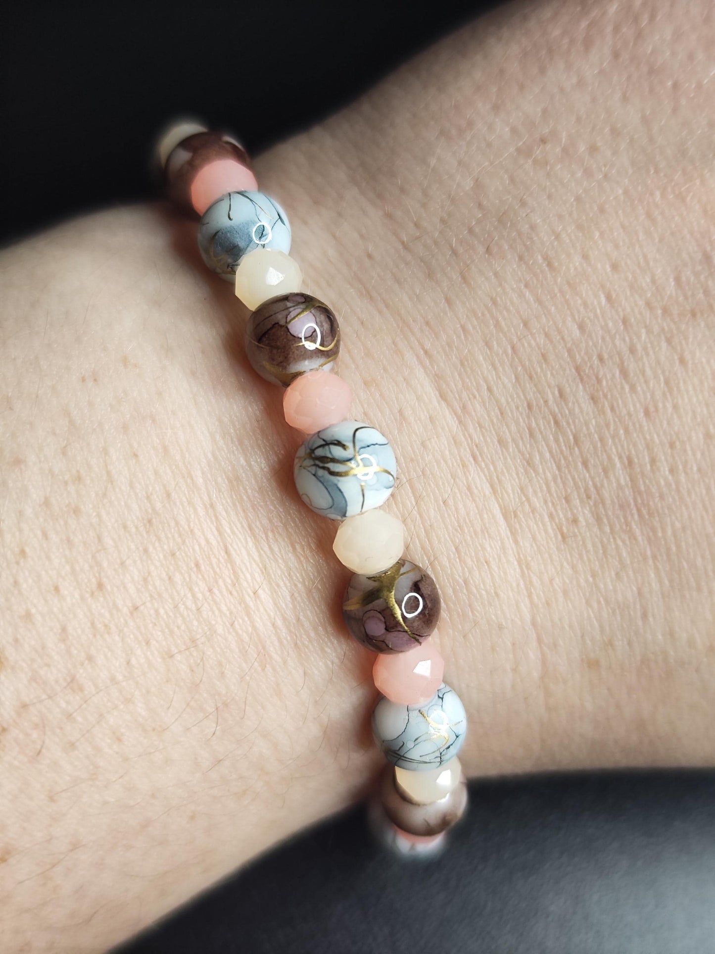 3er Set Glasperlenarmbänder – Rosa/Braun Pastell – Handgemacht – Elastisch – 16 cm – Elegante Perlenarmbänder – Geschenk für Frauen