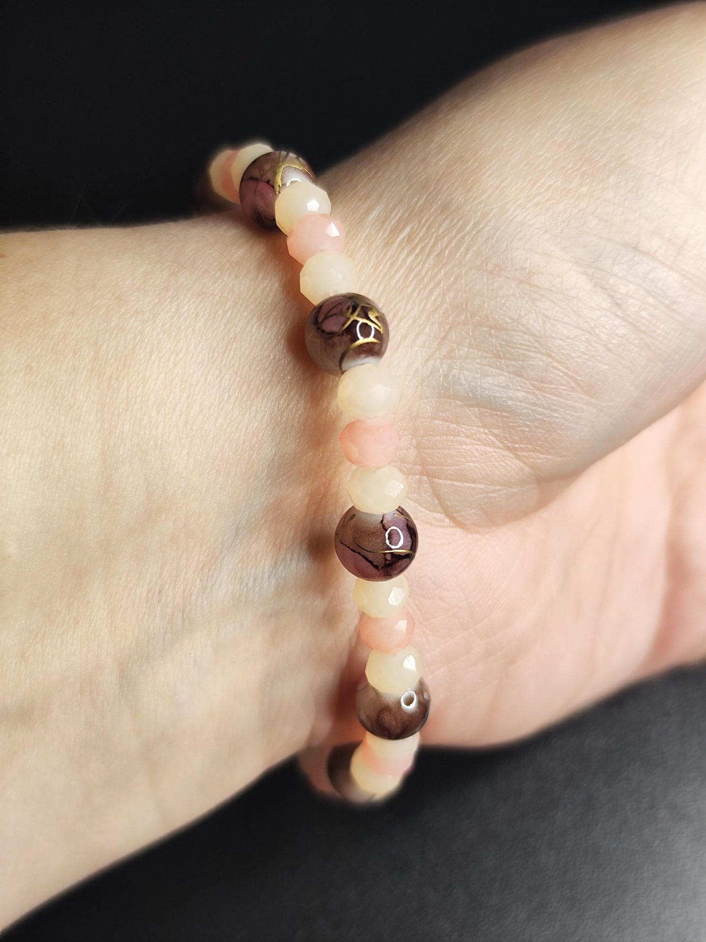 3er Set Glasperlenarmbänder – Rosa/Braun Pastell – Handgemacht – Elastisch – 16 cm – Elegante Perlenarmbänder – Geschenk für Frauen