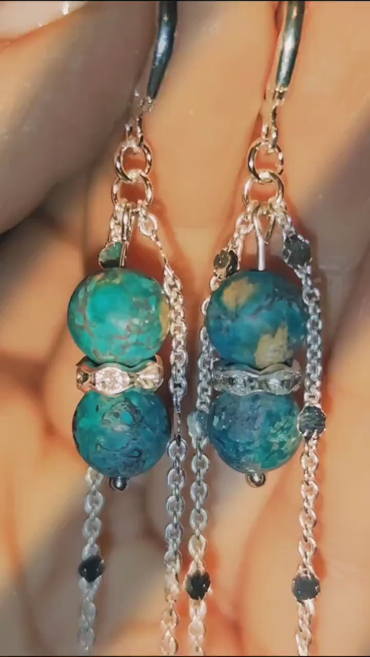 Handgefertigte Chrysokolla Ohrringe mit Silberkette – Boho Edelstein Ohrringe, Statement Schmuck, Geschenk für Sie